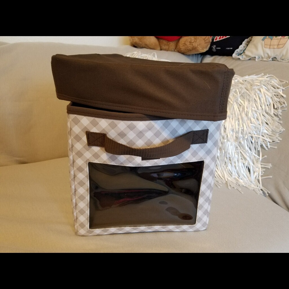 Thirty-one storage cube - Picture 2 of 2
